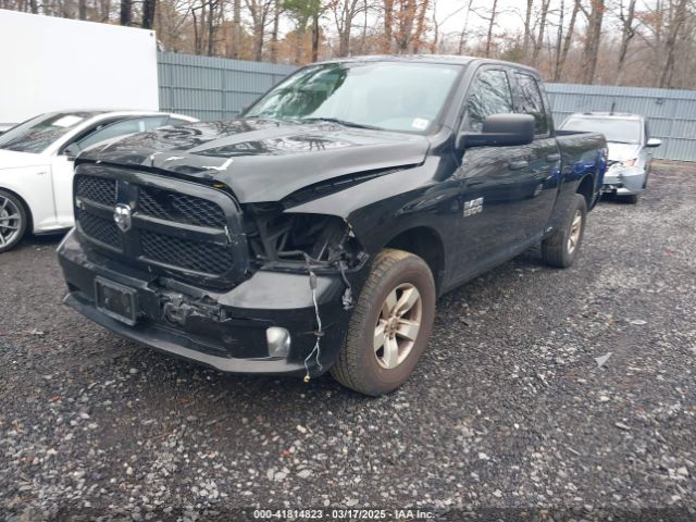 1C6RR7FG9JS220874 RAM 1500 Express  4x4 6'4 Box