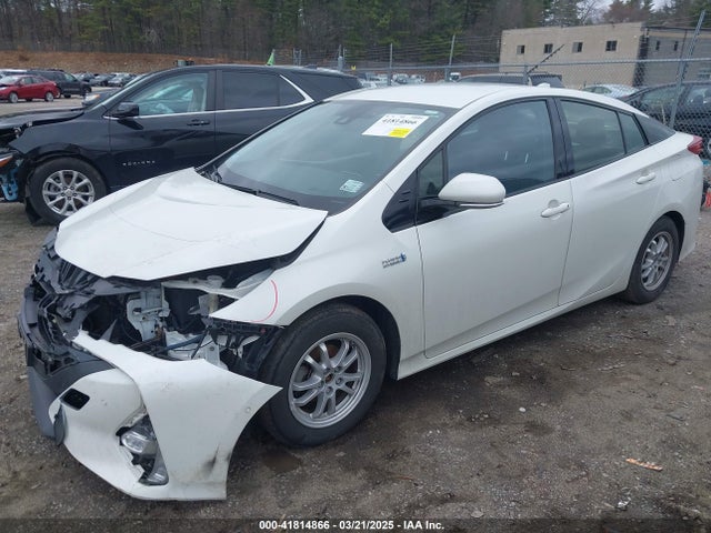 Toyota Prius Prime Advanced 2017 JTDKARFP0H3053063 Image 2