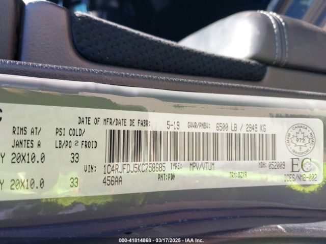 1C4RJFDJ5KC758685 Jeep Grand Cherokee Srt