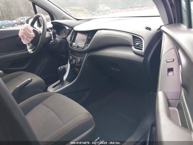 KL7CJNSB2LB336065 Chevrolet Trax Awd Ls
