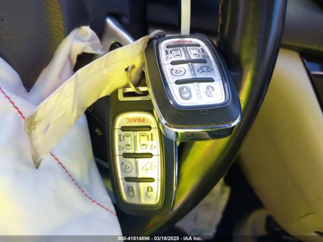 2C4RC1BG0LR269253 Chrysler Pacifica Touring L