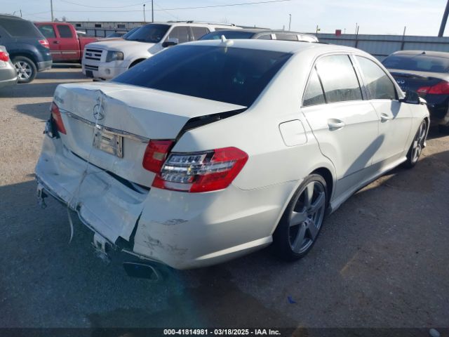 2011 MERCEDES-BENZ E 350 WDDHF5GBXBA452434 Photo 3