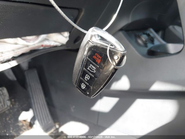 5XYZU3LB8JG563903 Hyundai Santa Fe Sport 2.4l