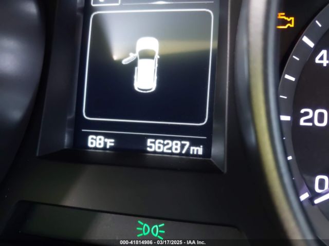 5XYZU3LB8JG563903 Hyundai Santa Fe Sport 2.4l
