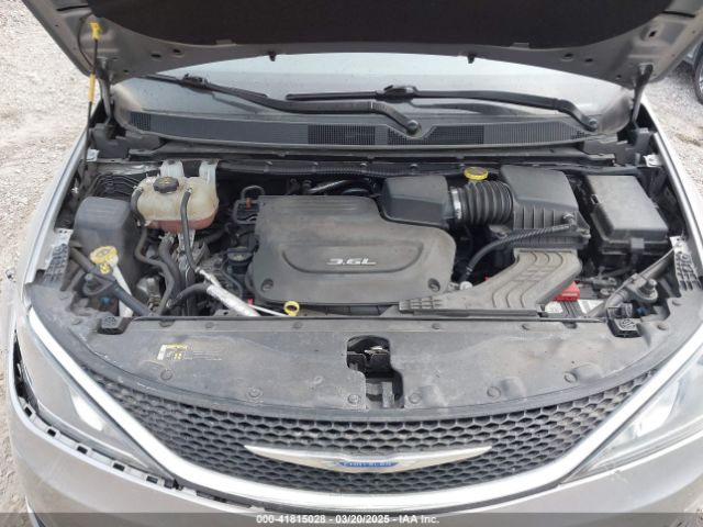 2C4RC1FG6KR523265 Chrysler Pacifica Touring Plus