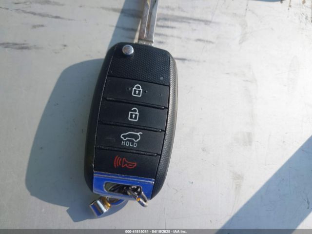 KNDPM3AC2K7562151 KIA Sportage Lx