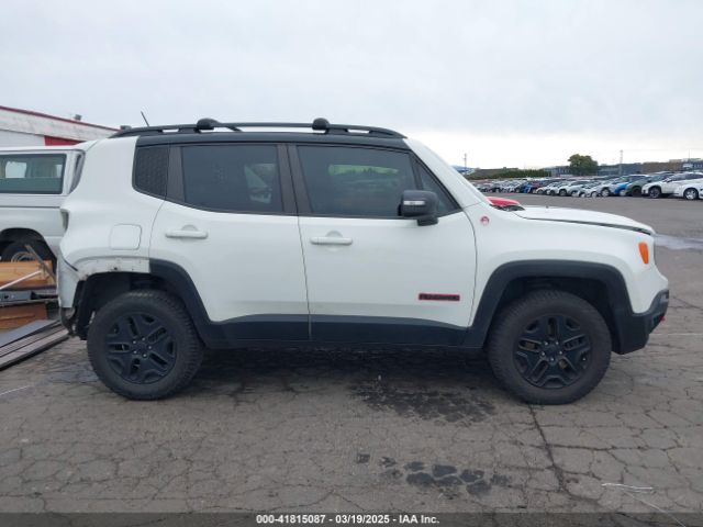 ZACCJBCB0JPG75166 Jeep Renegade Trailhawk 4x4
