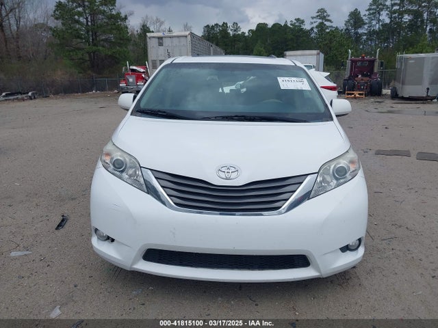 Продаж на аукціоні авто 2013 Toyota Sienna Xle/limited, vin: 5TDYK3DC5DS315396, номер лоту: 41815100