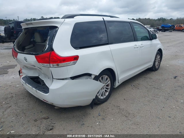 Продаж на аукціоні авто 2013 Toyota Sienna Xle/limited, vin: 5TDYK3DC5DS315396, номер лоту: 41815100