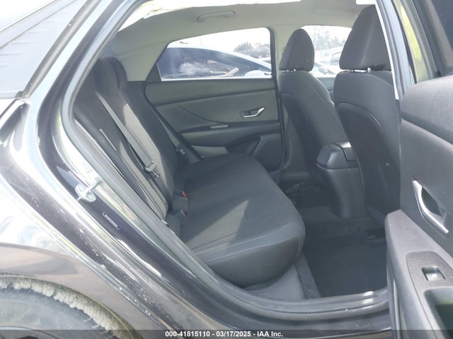 5NPLM4AG4NH071278 Hyundai ELANTRA SEL
