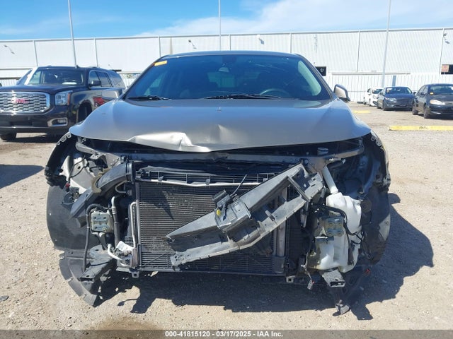 1G1ZD5STXLF065951 Chevrolet Malibu Fwd Lt