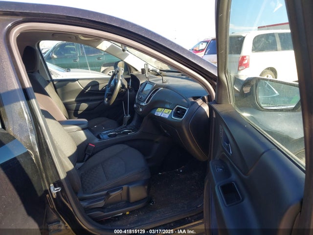 2GNAXUEV7K6242703 Chevrolet EQUINOX LT