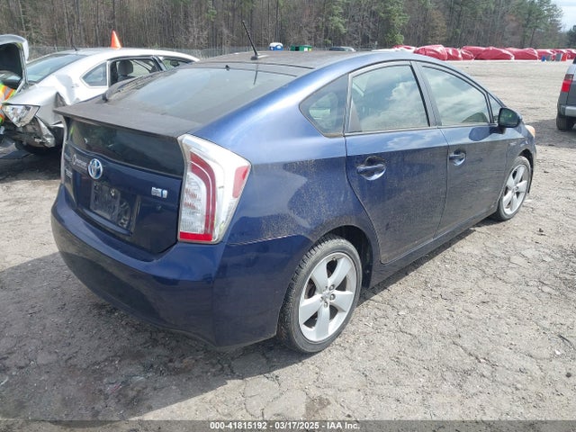 JTDKN3DU8E1748957 Toyota Prius Five