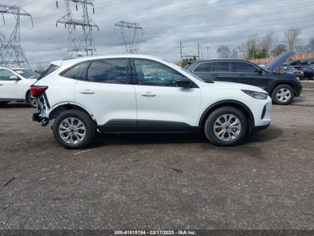 1FMCU0GN0SUA19156 Ford Escape Active