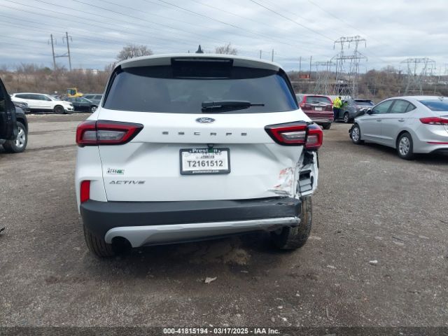 1FMCU0GN0SUA19156 Ford Escape Active