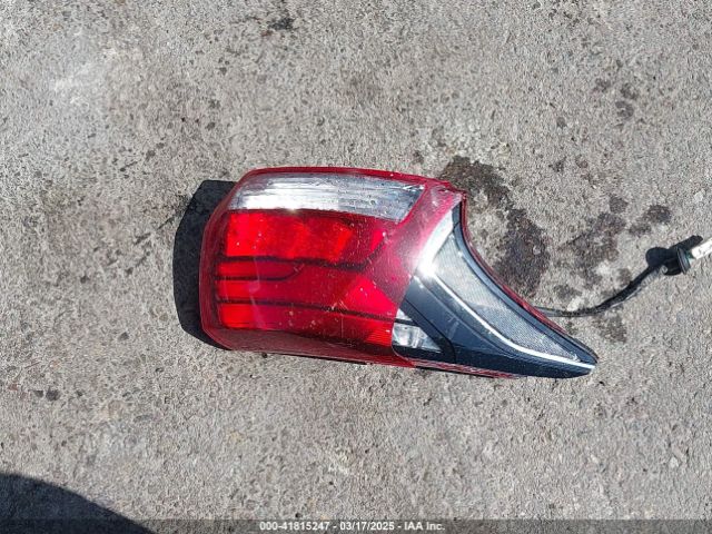 JA4AD3A33KZ014387 Mitsubishi Outlander Se