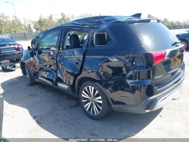 JA4AD3A33KZ014387 Mitsubishi Outlander Se