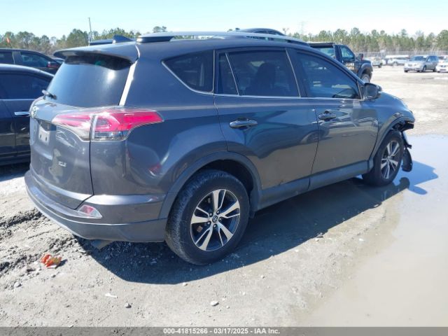 2T3WFREV9JW503136 Toyota Rav4 Xle