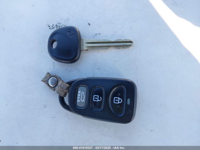 5NPD84LF8HH046952 Hyundai ELANTRA SE