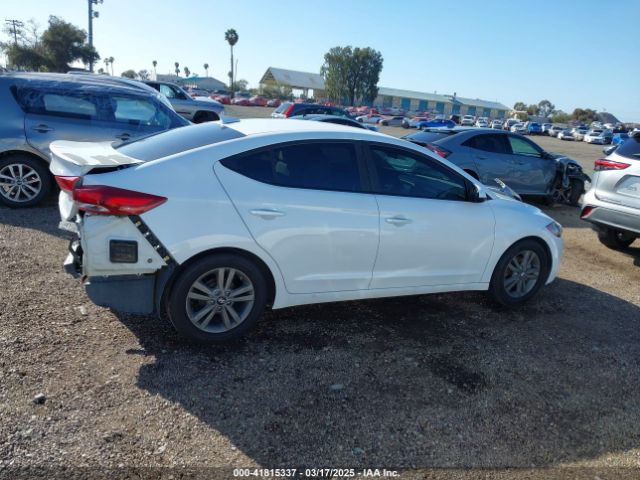 5NPD84LF8HH046952 Hyundai ELANTRA SE