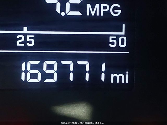 5NPD84LF8HH046952 Hyundai ELANTRA SE
