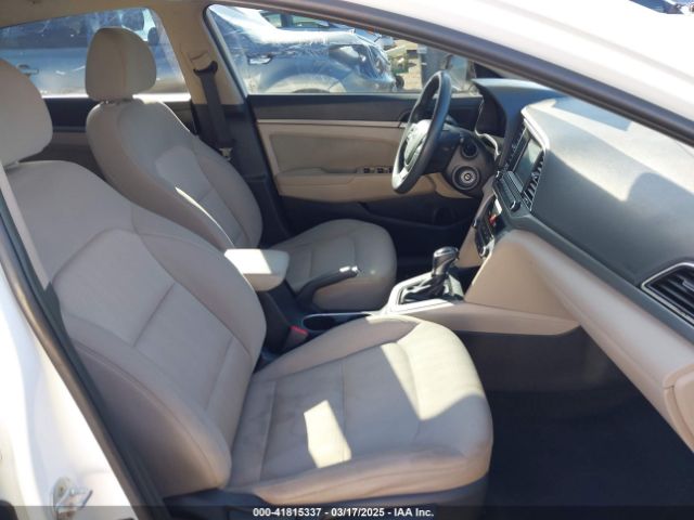 5NPD84LF8HH046952 Hyundai ELANTRA SE