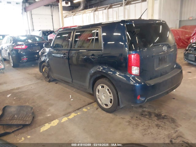 Scion XB 2014 JTLZE4FE3EJ056295 Image 3