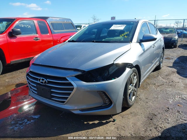 5NPD84LF2HH013588 Hyundai ELANTRA SE