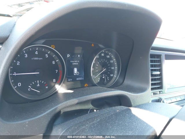 5NPD84LF2HH013588 Hyundai ELANTRA SE