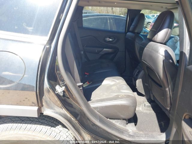 1C4PJMMX1MD109611 Jeep Cherokee Latitude Lux 4x4