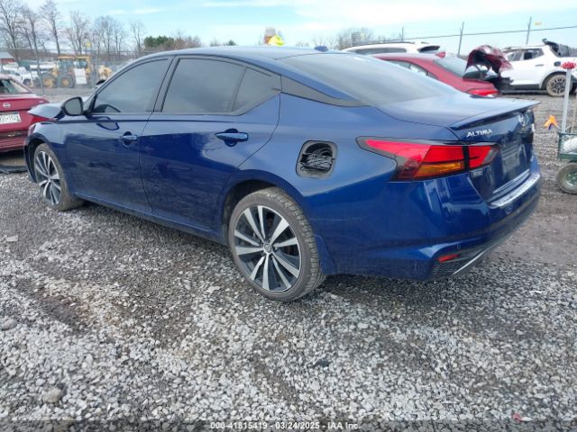 1N4BL4CW5NN414639 Nissan Altima Sr Intelligent Awd