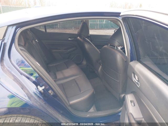 1N4BL4CW5NN414639 Nissan Altima Sr Intelligent Awd