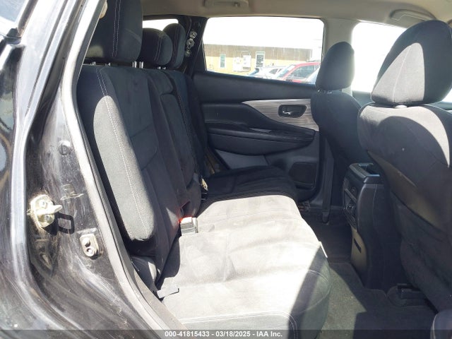 5N1AZ2MH4HN165257 Nissan MURANO SV