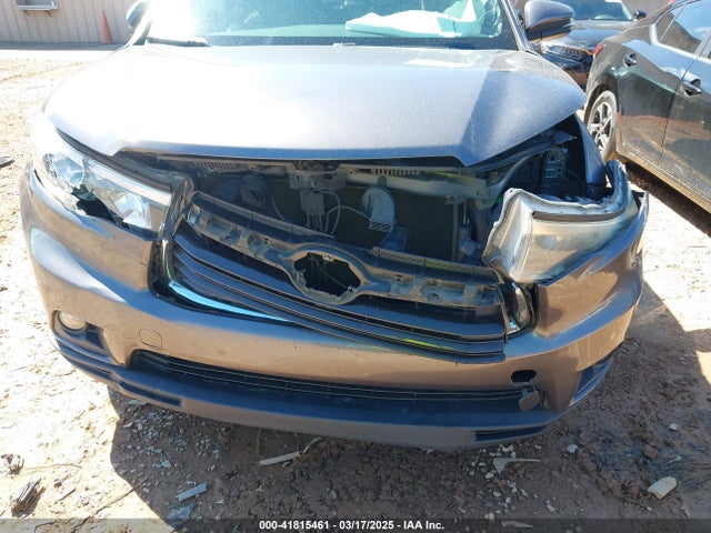 5TDKKRFH0FS055428 Toyota Highlander Xle V6