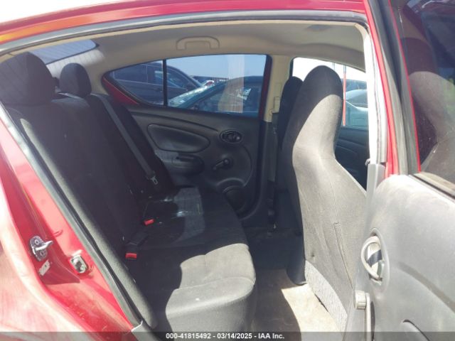 3N1CN7AP9FL804136 Nissan Versa 1.6 S+