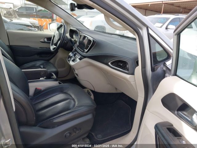 2021 CHRYSLER PACIFICA HYBRID 2C4RC1L77MR594062 Photo 4