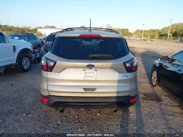 1FMCU9GD7HUE82559 Ford ESCAPE SE