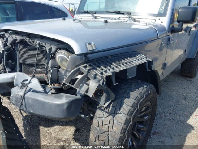 1C4BJWDG0FL770934 Jeep Wrangler Unlimited Sport