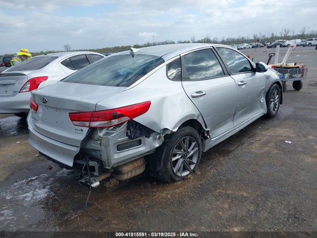 5XXGT4L31LG380858 KIA Optima Lx