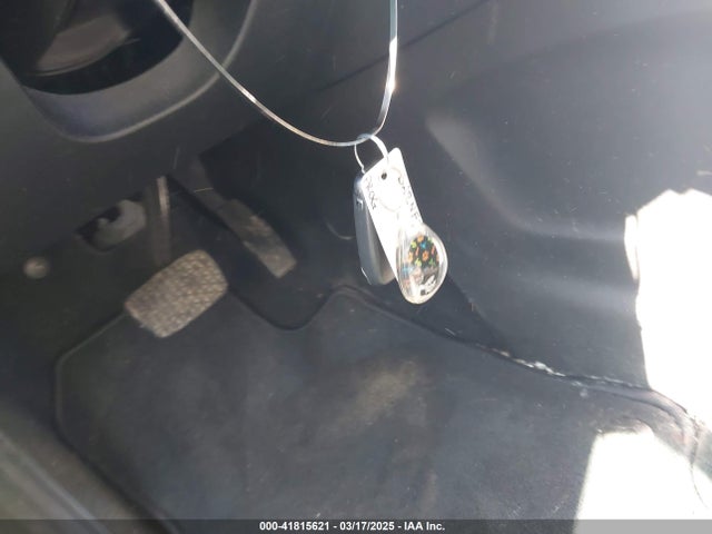 3GNAXHEV9JS641524 Chevrolet EQUINOX LS