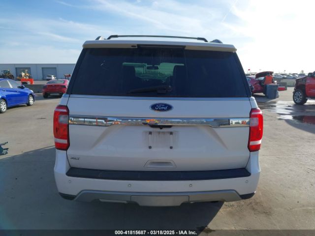 1FMJU1HT5JEA18863 Ford Expedition Xlt