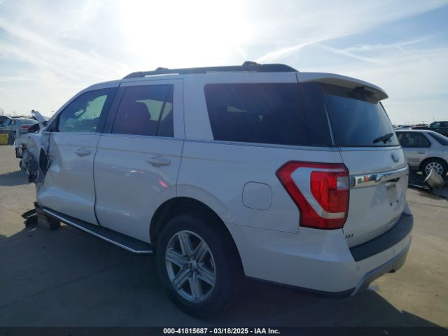 1FMJU1HT5JEA18863 Ford Expedition Xlt