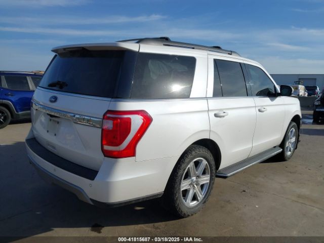 1FMJU1HT5JEA18863 Ford Expedition Xlt