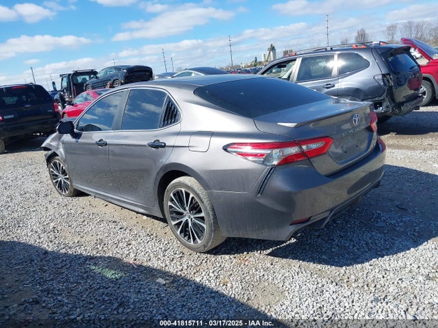 4T1B11HK4JU118527 Toyota CAMRY SE