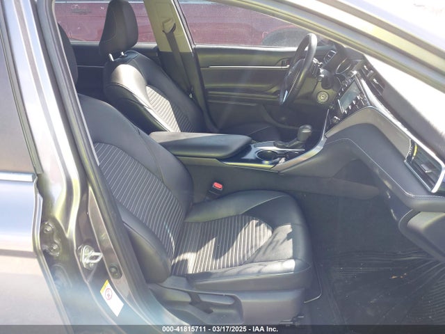 4T1B11HK4JU118527 Toyota CAMRY SE