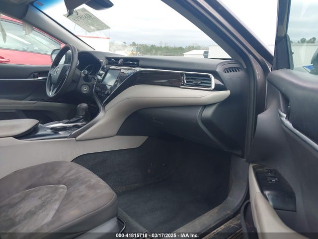 4T1B11HK1JU568586 Toyota CAMRY LE