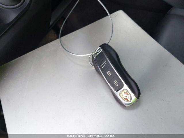 WP1AE2AYXMDA24566 Porsche Cayenne E-hybrid