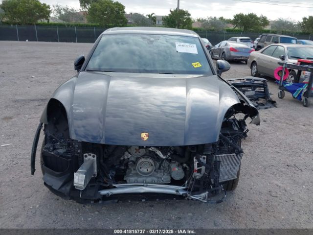 WP1AE2AYXMDA24566 Porsche Cayenne E-hybrid
