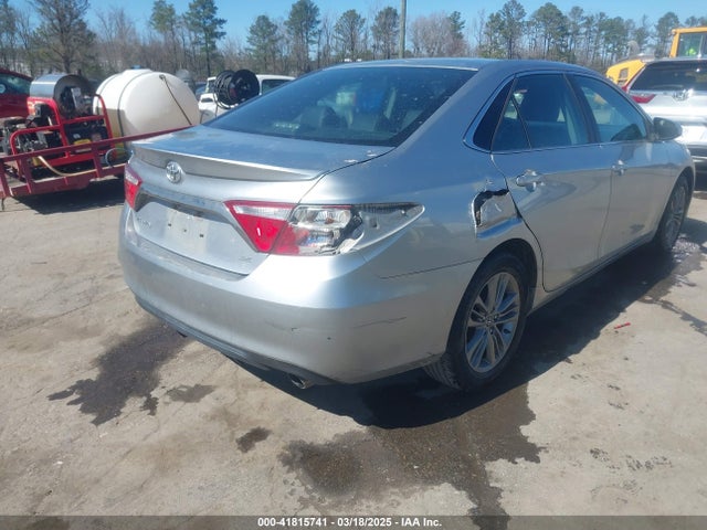 4T1BF1FK9FU063911 Toyota CAMRY SE