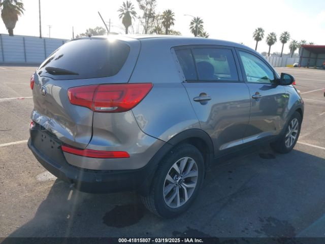 KNDPB3AC1F7767410 KIA Sportage Lx